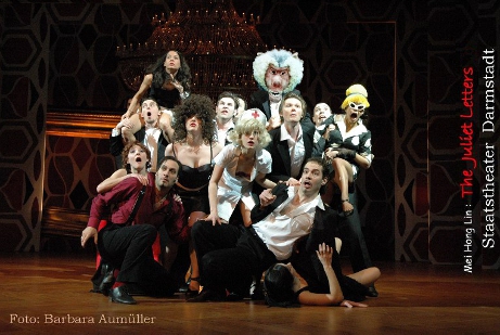 The Juliet Letters - Mei Hong Lin, Staatstheater Darmstadt / Foto: Barbara Aumüller